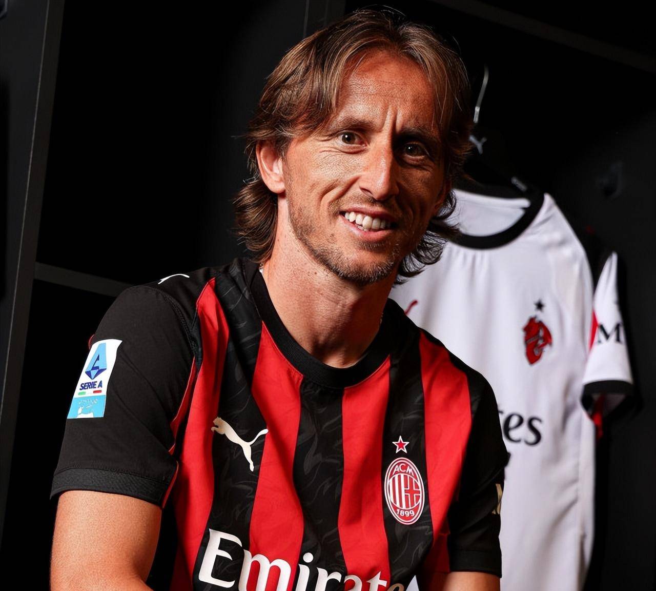 罗体：罗马旧将敦比亚接受测谎，结果显示其实际年龄超过40岁