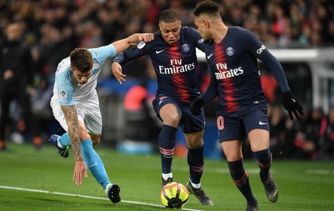 世体：亚马尔与詹姆斯四点相似，追赶乔丹与梅西的寒门天才（世体：亚马尔与詹姆斯有四大共通点，寒门天才正向乔丹与梅西看齐）