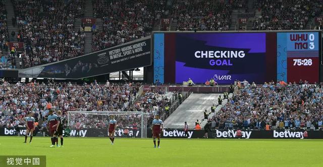 弗里克解释亚马尔被换下原因，称其欧冠停赛需轮换