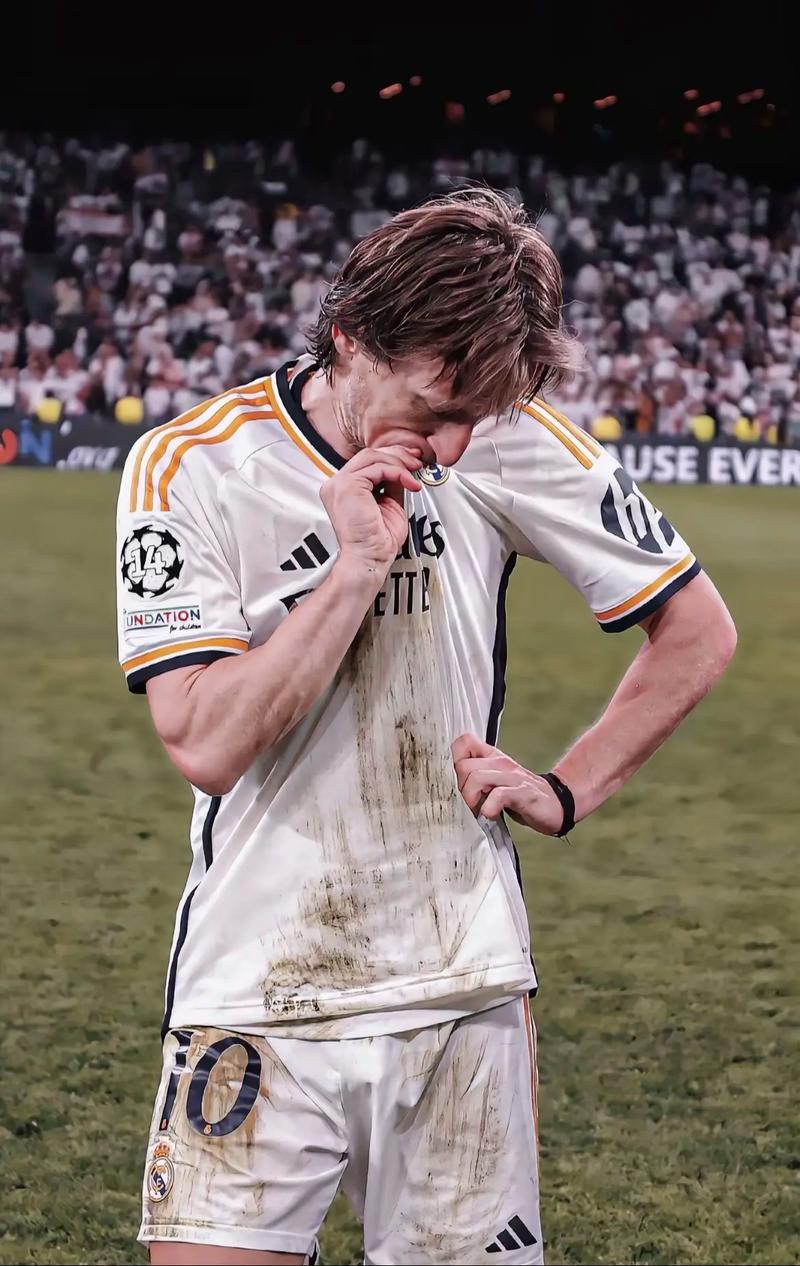 内马尔：我绝不会在任何时候损害自己的职业生涯